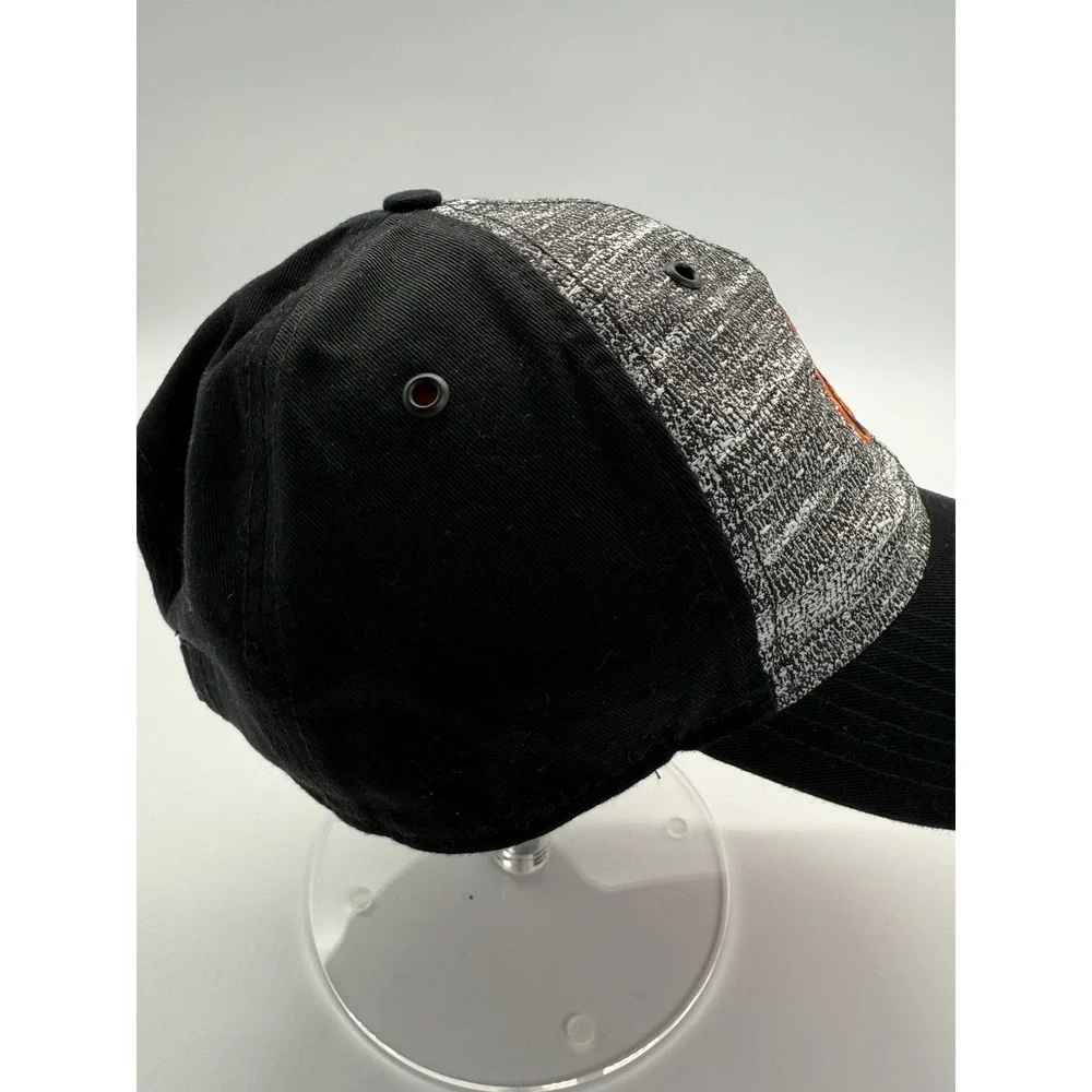 Baltimore Orioles Nike New Day H86 Adjustable‎ Hat in heathered gray and black